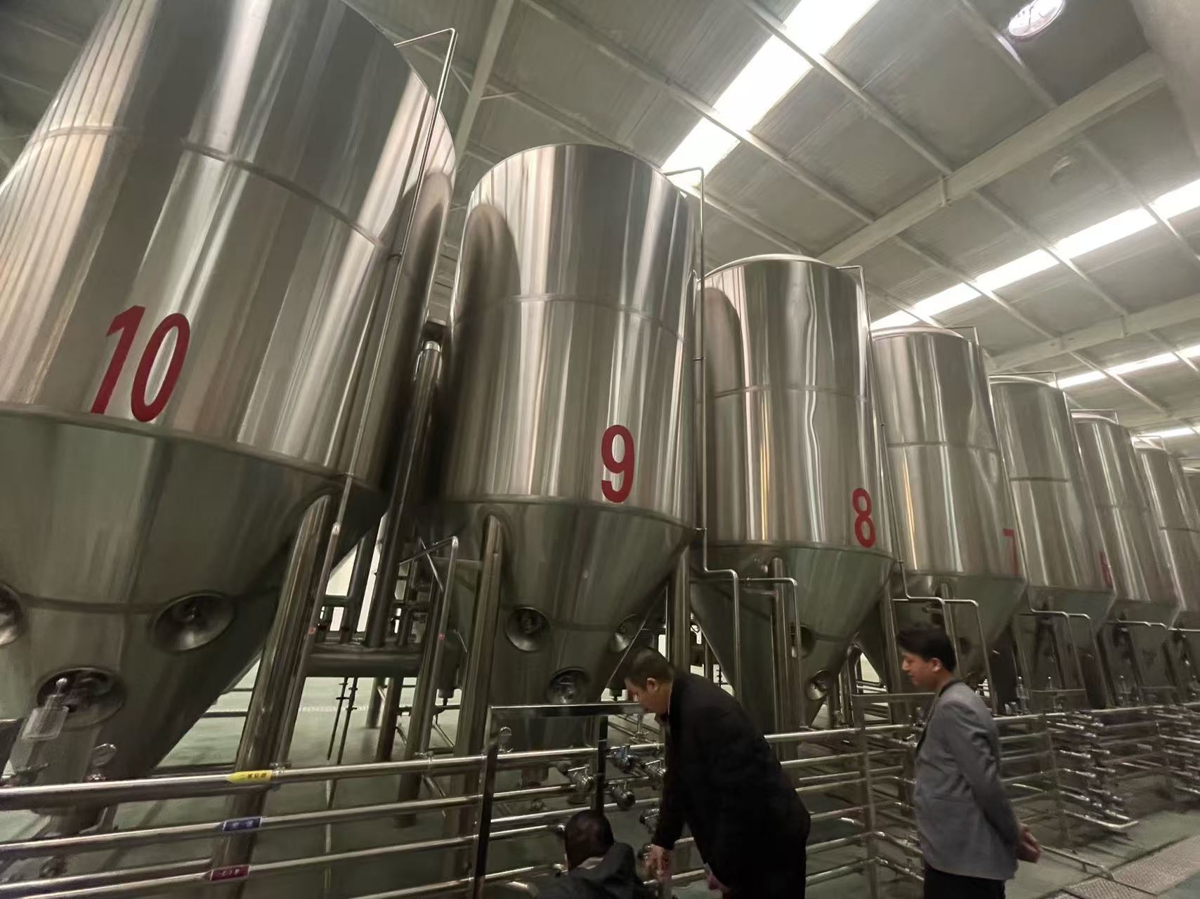 船营精酿啤酒设备厂—平面布置、设备设计、制造、调试、培训等一条龙服务
