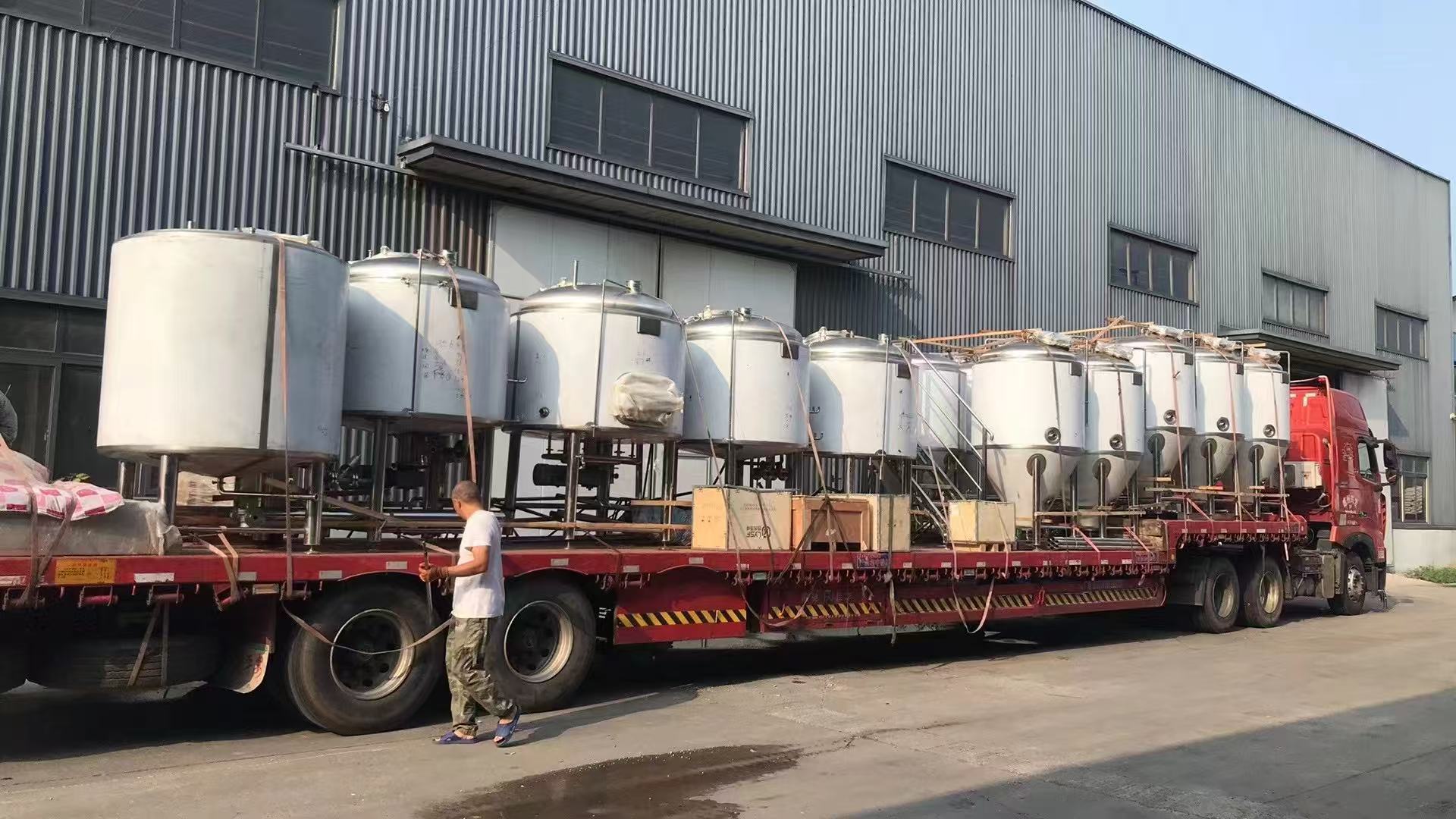 船营精酿啤酒设备厂—中小型精酿啤酒厂提供服务